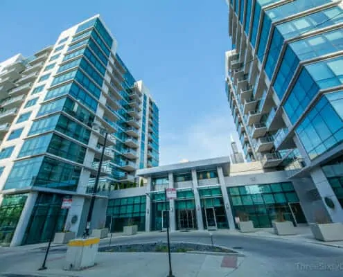 Exterior of Emerald Condos For Sale at 123 Green St, Chicago IL 60607