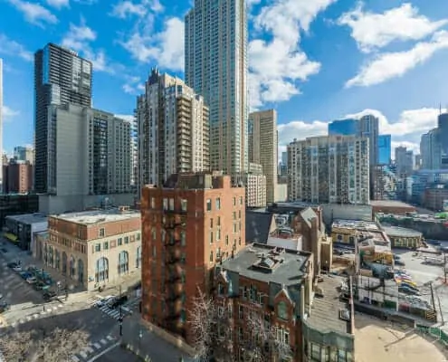 View of Chicago River North neighborhood - here find Chicago River North real estate for sale, by price, by building or by property type - River North condos for sale, homes, townhomes, lofts, apartments.