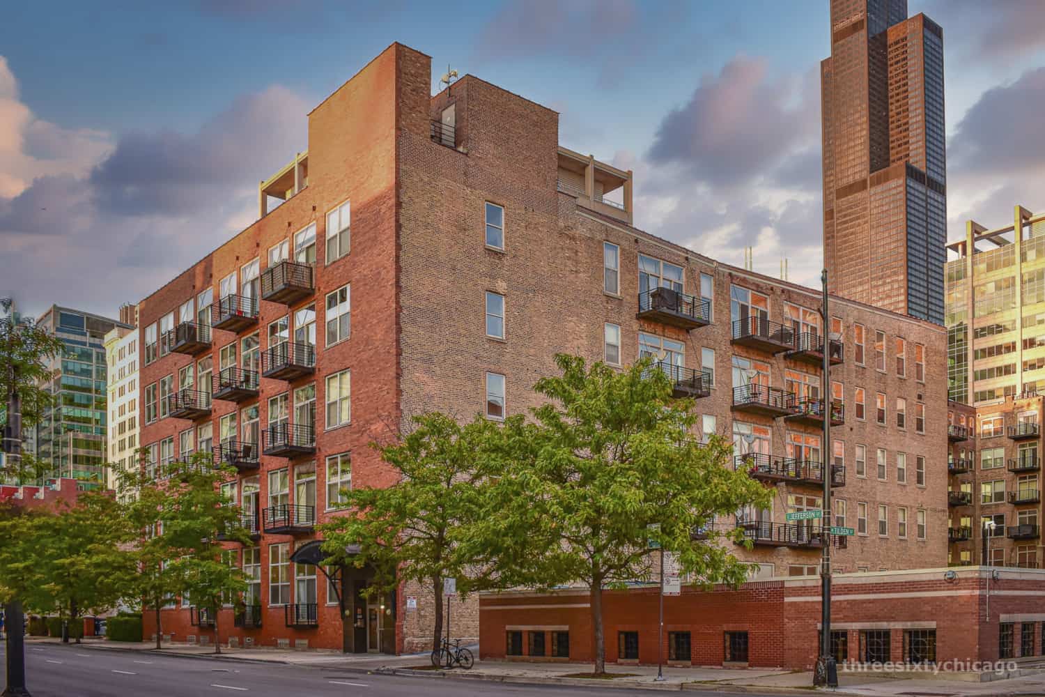 Gotham Lofts For Sale 417 S Jefferson and 420 S Clinton, Chicago, IL