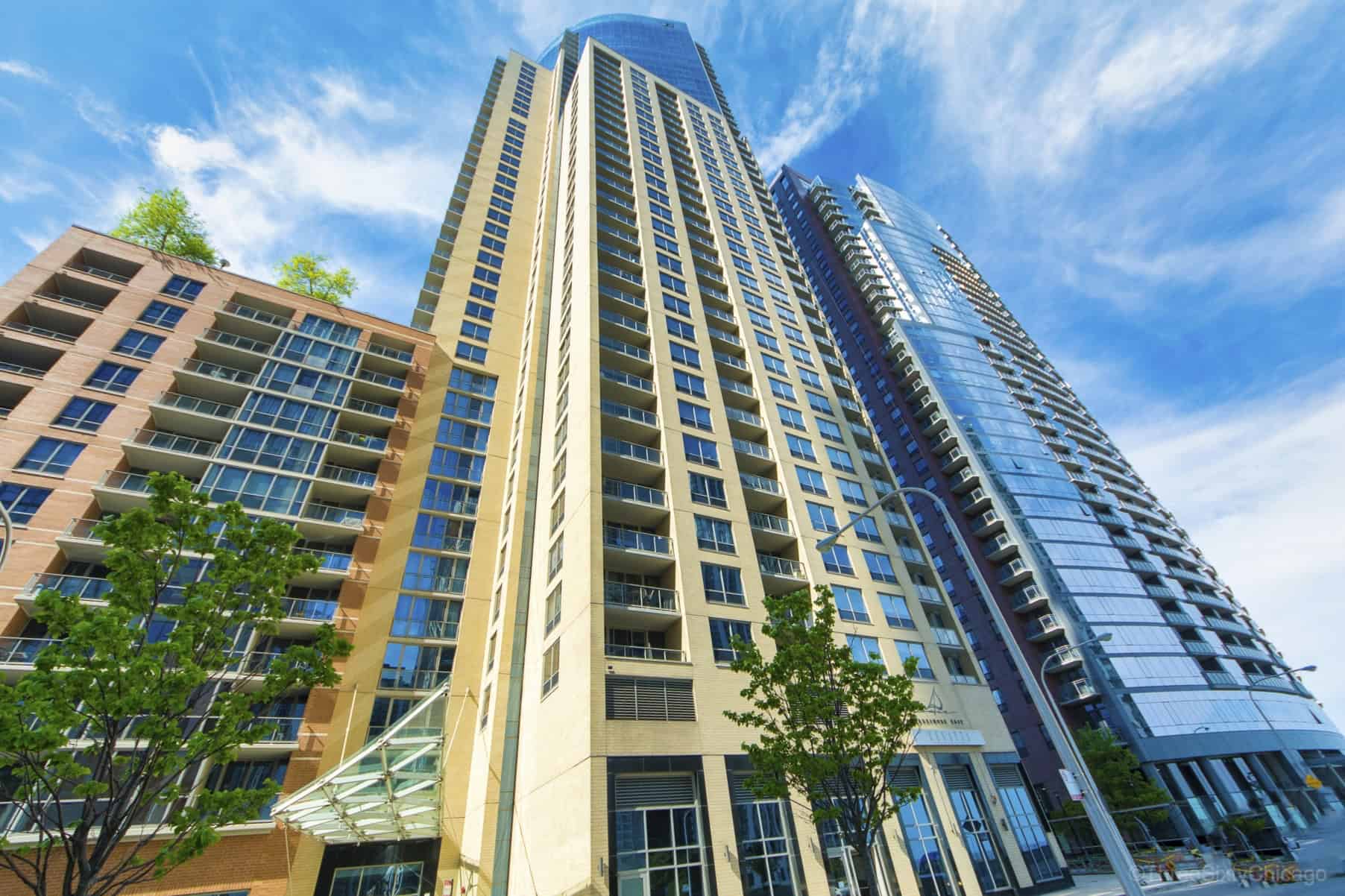 Picture Idea: The Regatta Condos 420 Waterside Drive
